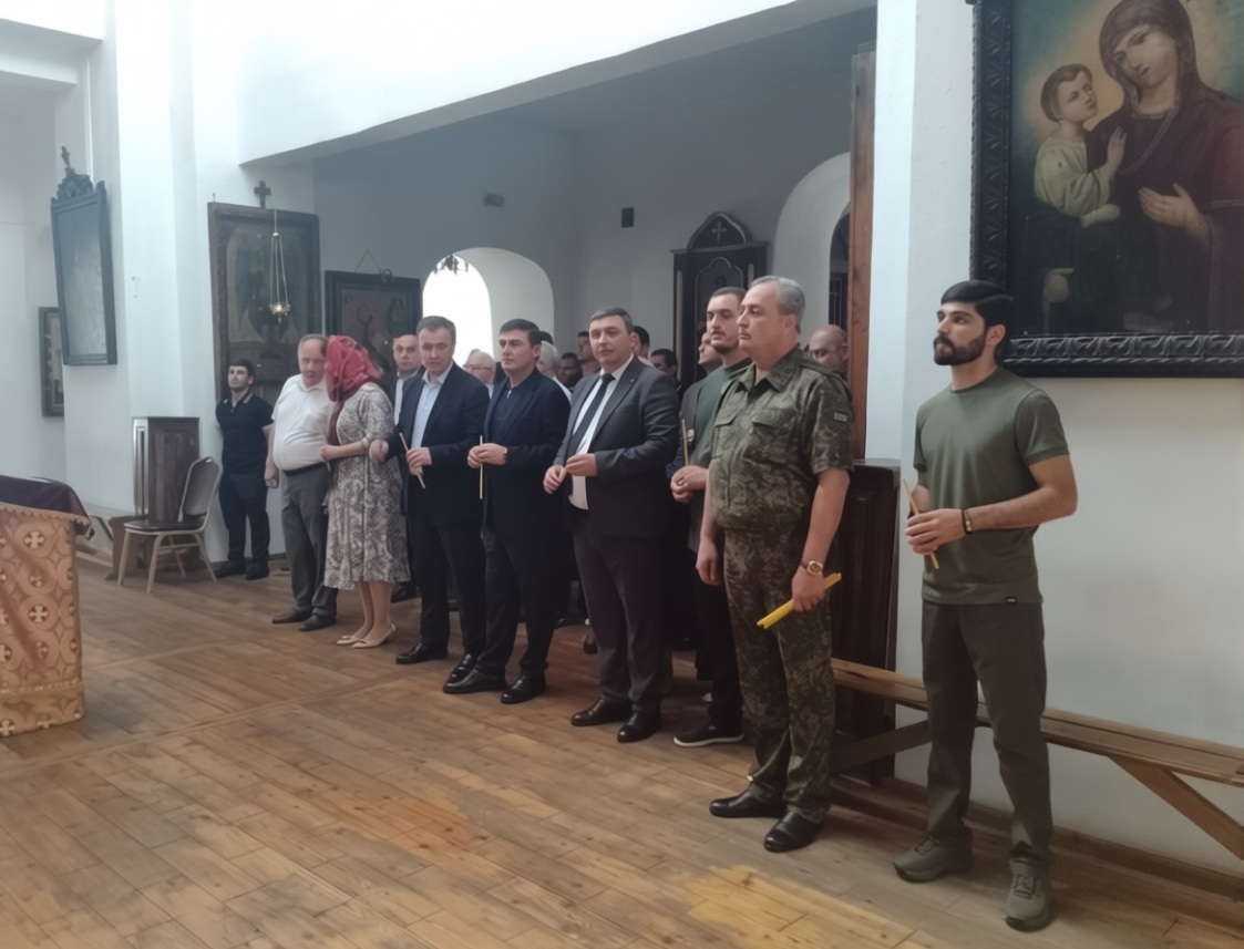 Министр обороны Республики Абхазия принял участие в памятных мероприятиях, приуроченных к 18-й годовщине трагических событий в Южной Осетии