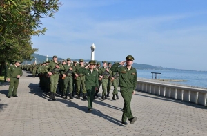 Репетиция парада ко Дню Победы прошла в Сухуме