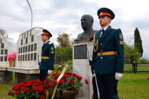 Скромность и мужество были его отличительной чертой. Памяти С. П. Дбар…