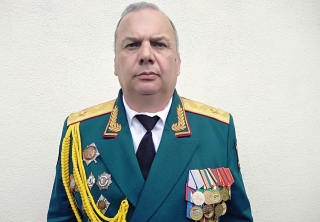 Арезерв аидыларақәеи ахәҭақәеи разыҟаҵаразы Атәылахьчара аминистр ихаҭыԥуаҩ, аинрал-маиор Поцхор-оӷлы Л. З.