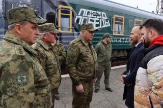 Министр обороны посетил музей «Поезд Победы»