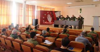 Атәылахьчара аминистр аминистрреи аштаб хадеи рыррамаҵзурауаа дырԥылеит